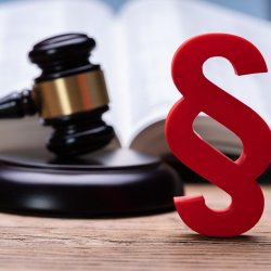 51913128-law-settlement-and-legal-arbitration-in-courtroom